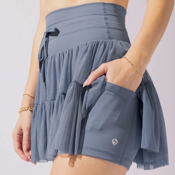 POPFLEX NWT Pirouette Skort in blue mist size small - Picture 2 of 8